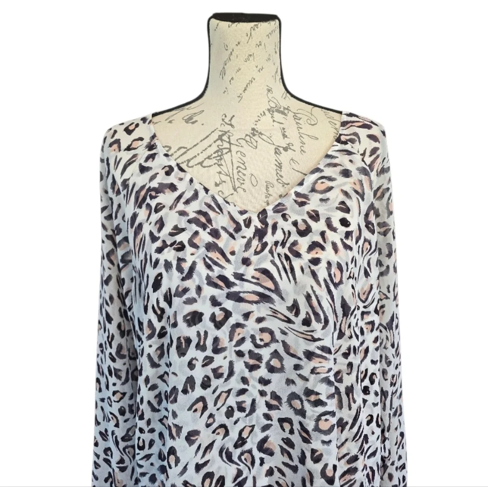 CAbi glamour neck